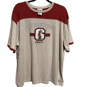 Walt Disney World- Unisex Grey and Dust Red Goofy 1934 Embroidered Graphic, XL
